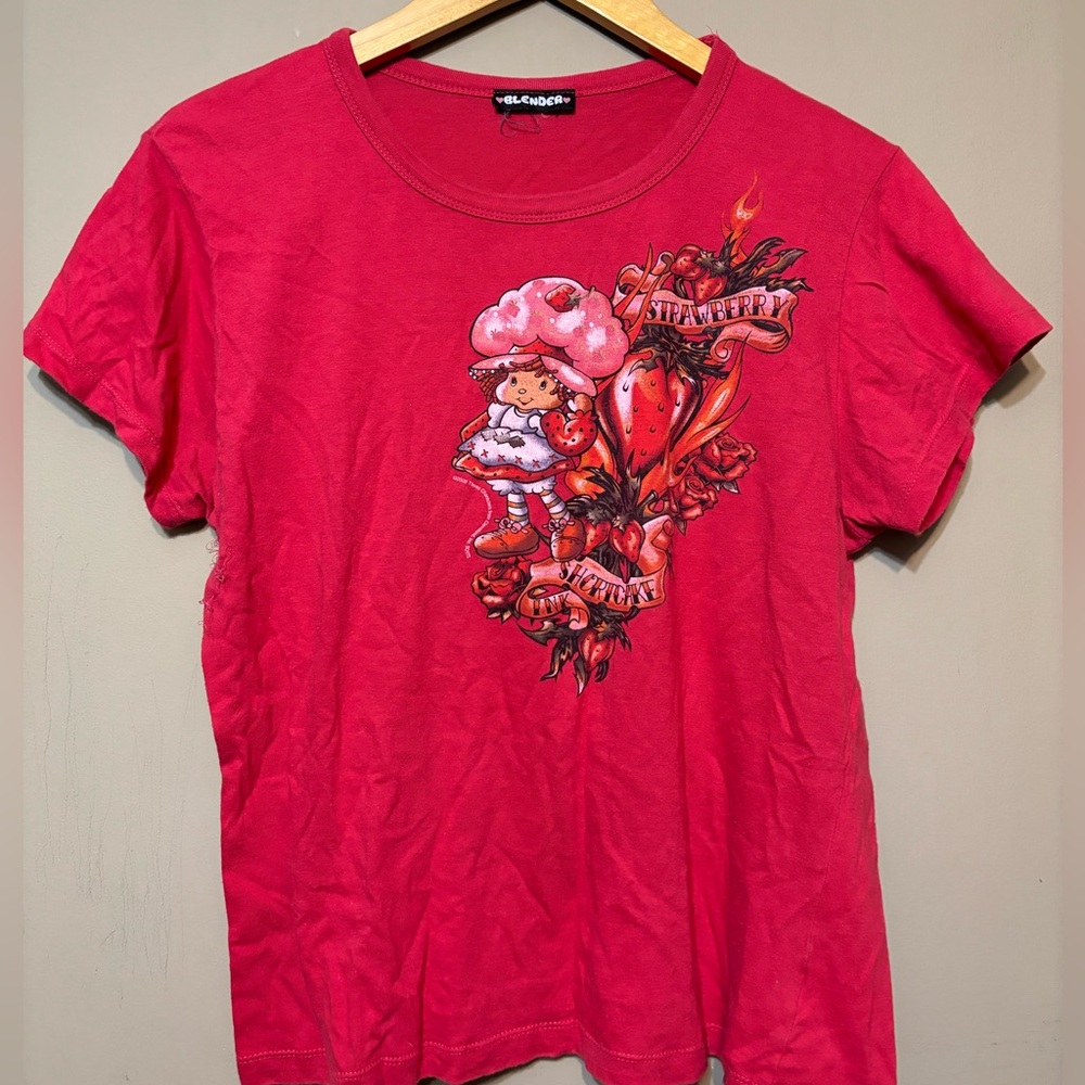 BLENDER STRAWBERRY SHORTCAKE VintageCotton Graphic Tee T-Shirt